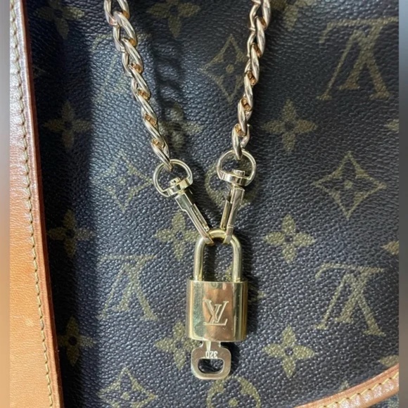 Authentic Louis Vuitton Gold Brass Padlock Lock & Key Necklace - Picture 6 of 10
